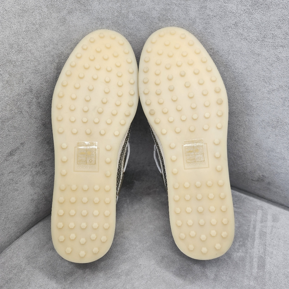 Dolce Vita Loafers 10 Platinum Gold Leather Doris Perforated Metallic New $140 - Picture 15 of 16